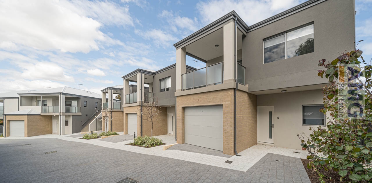 FOX DEVELOPMENT 7 - ERBAN DEVELOPMENT